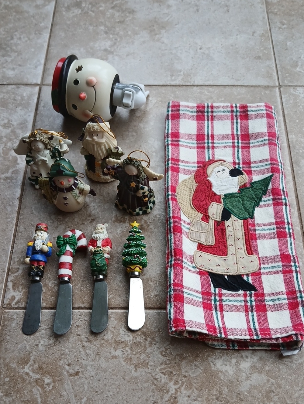 Christmas Ornaments, Kitchen Towel, Globe Light & Holiday Spreaders Set